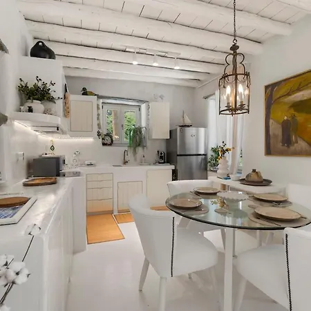 Nest Gateway - Panoramic Mountain Views Casa vacanze Apikia (Andros)